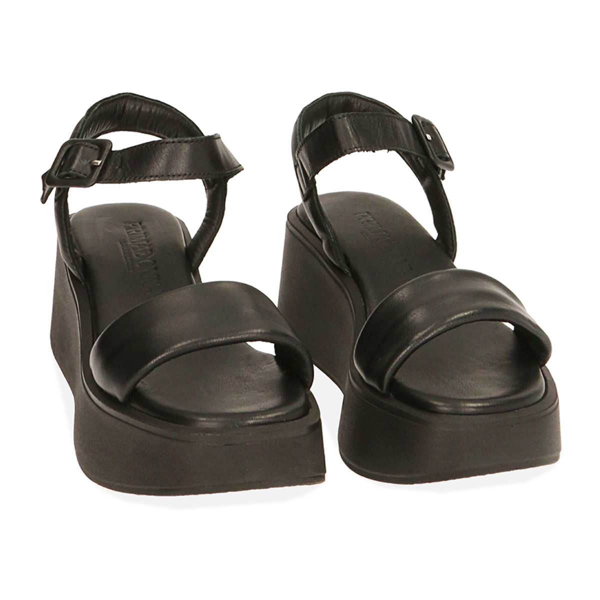 Sandalias de piel negra, cuña 6 cm.