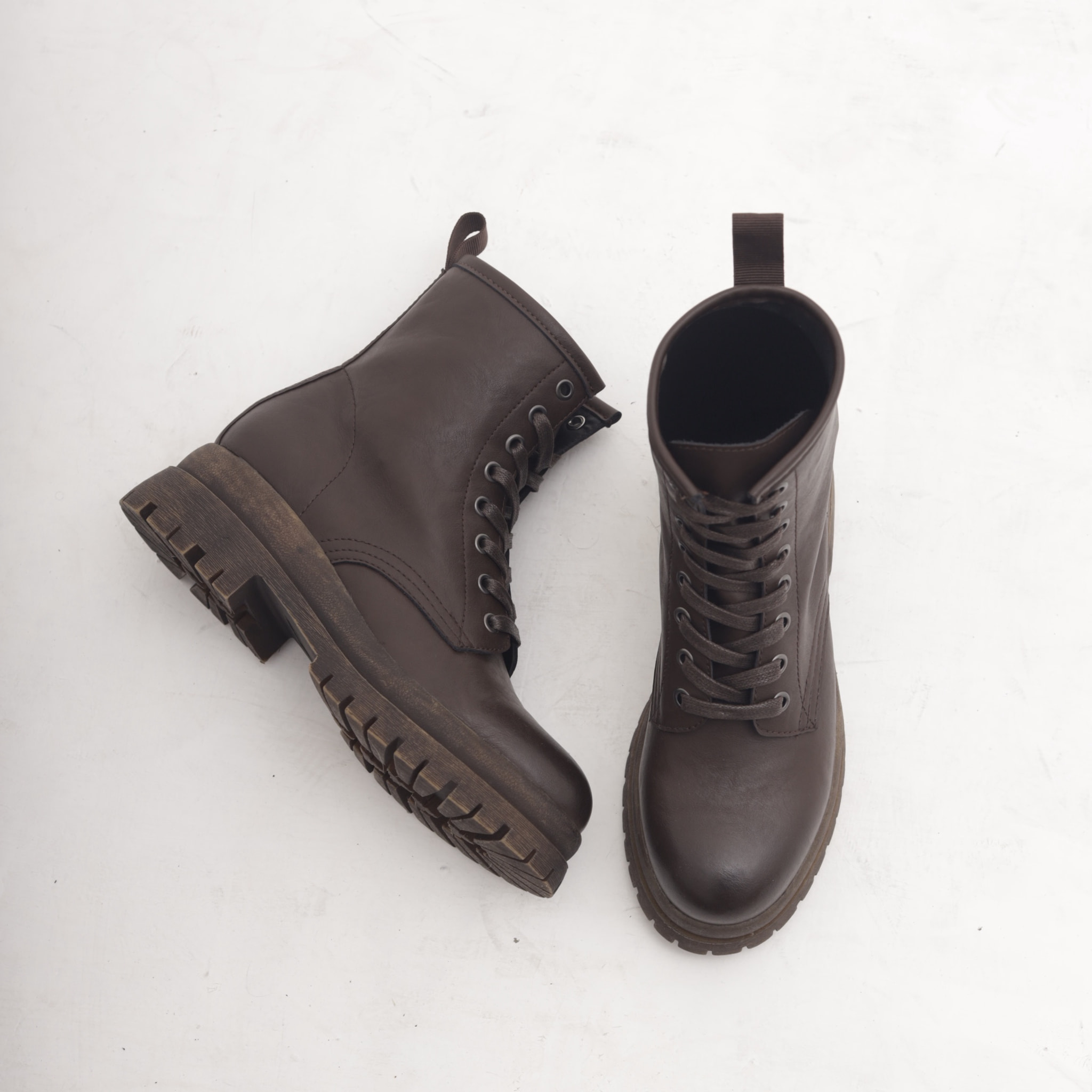 ANFIBIO 8 BUCHI TESTA DI MORO