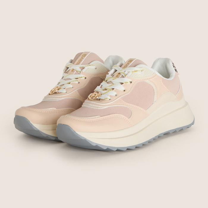 Sneakers in Similpelle con Dettagli Vernice e Animalier