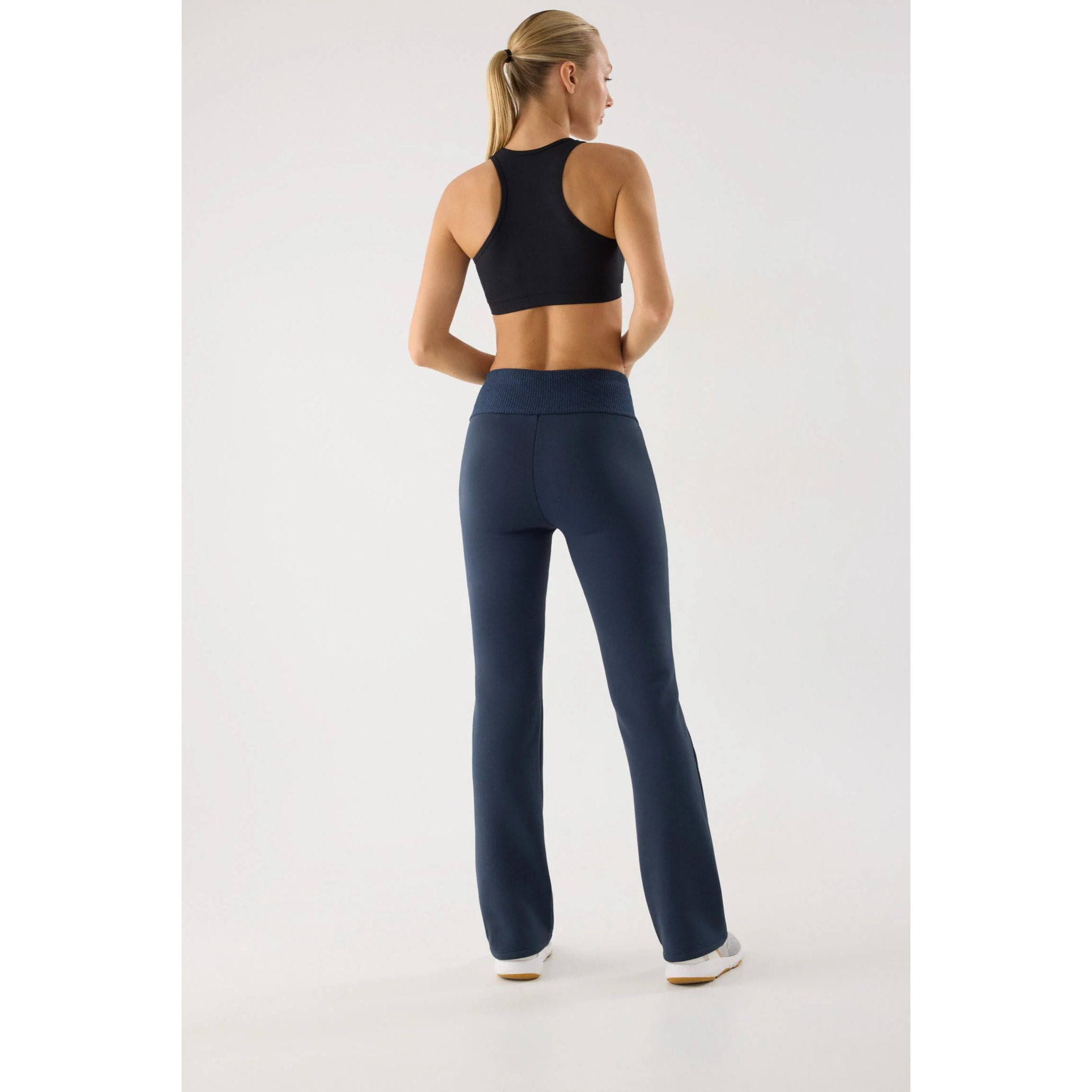 Pantalone sportivo flare