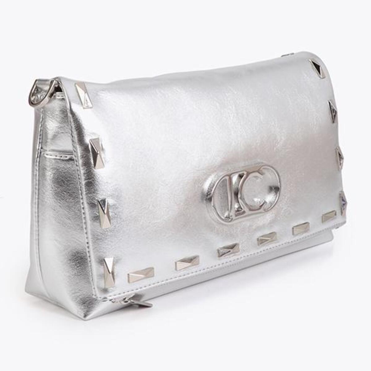 Borsa a tracolla metallizzata con borchie rettangolari