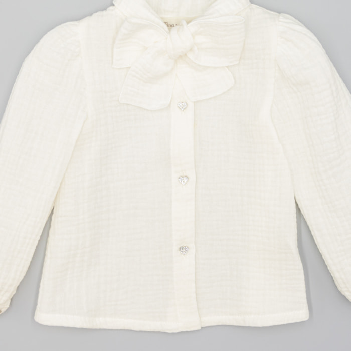 Camisa Blanca De Muselina Plumeti Con Lazo