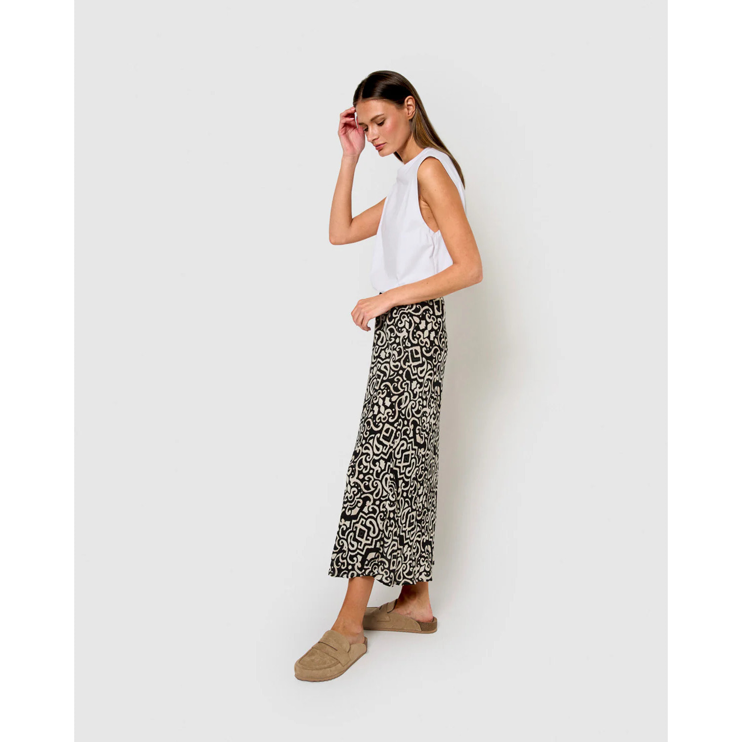 Falda midi bambula detalles plisados aria negro