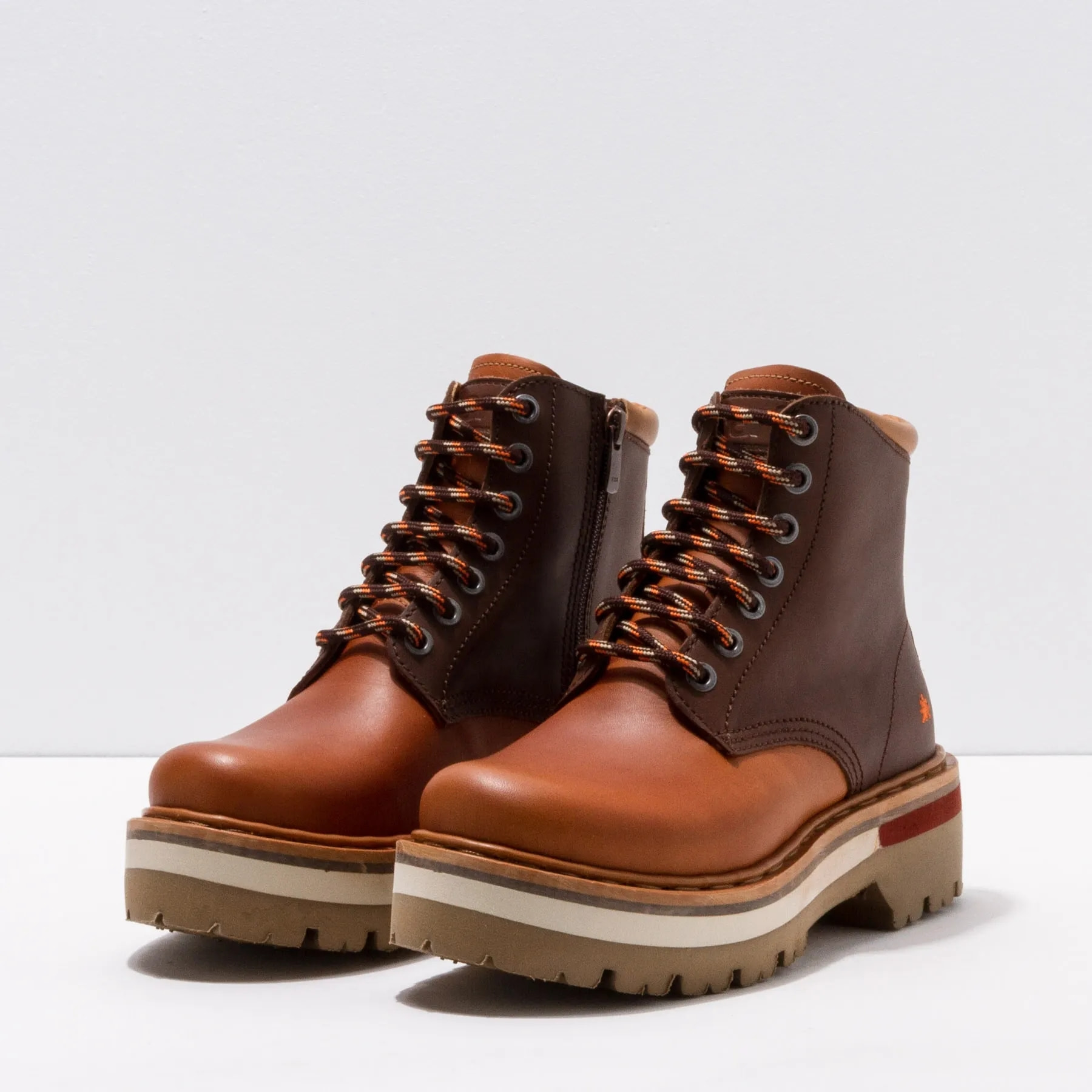 Botas C103 GRASS CUERO-BROWN / NORTH BEACH color Cuero-brown