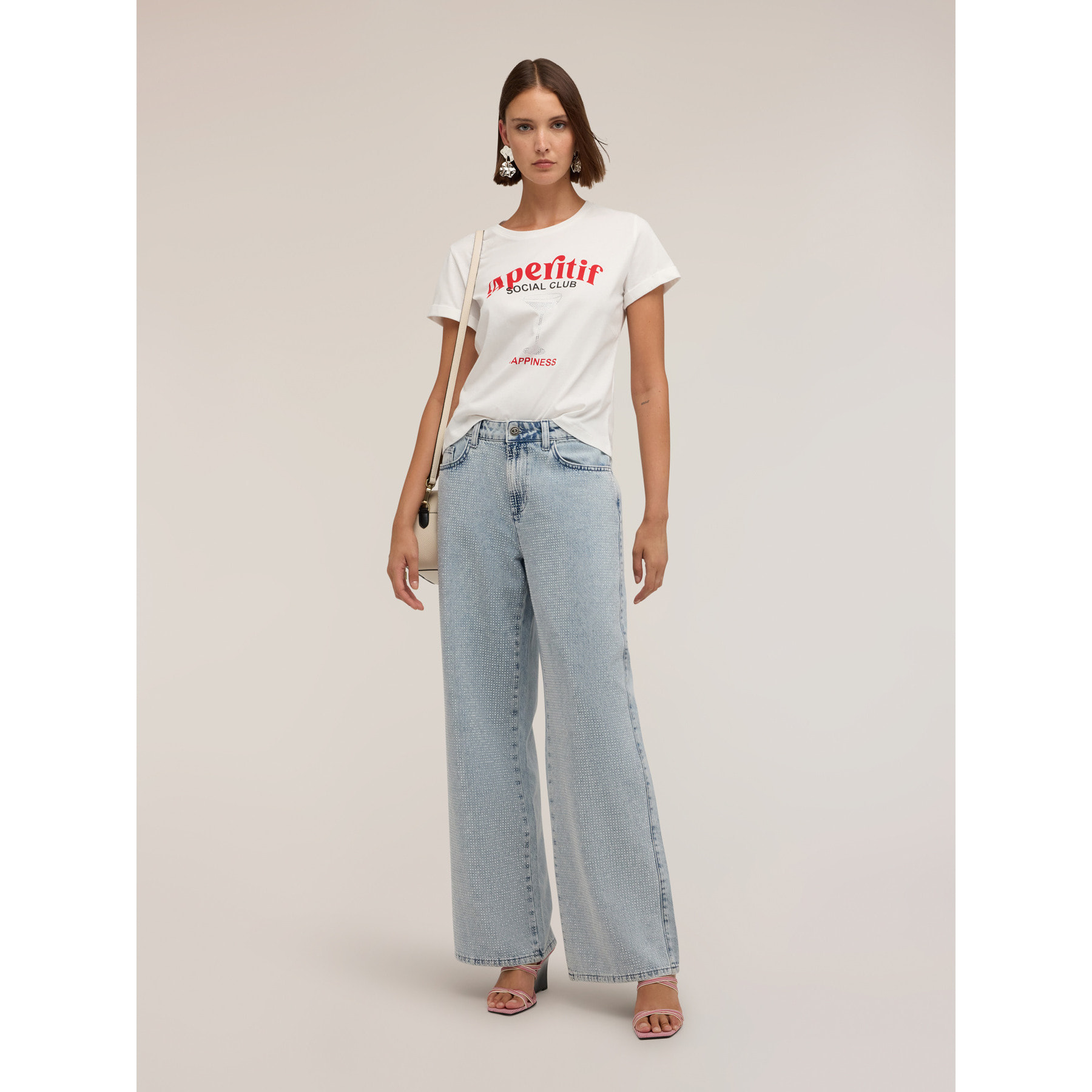 Motivi - Camiseta con estampado y aplicaciones de estrás - Blanco