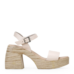 Sandalias beige en piel con tacón ancho