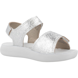 Sandalias Niña de la marca GEOX  modelo B SANDAL LIGHTFLOPPY Silver