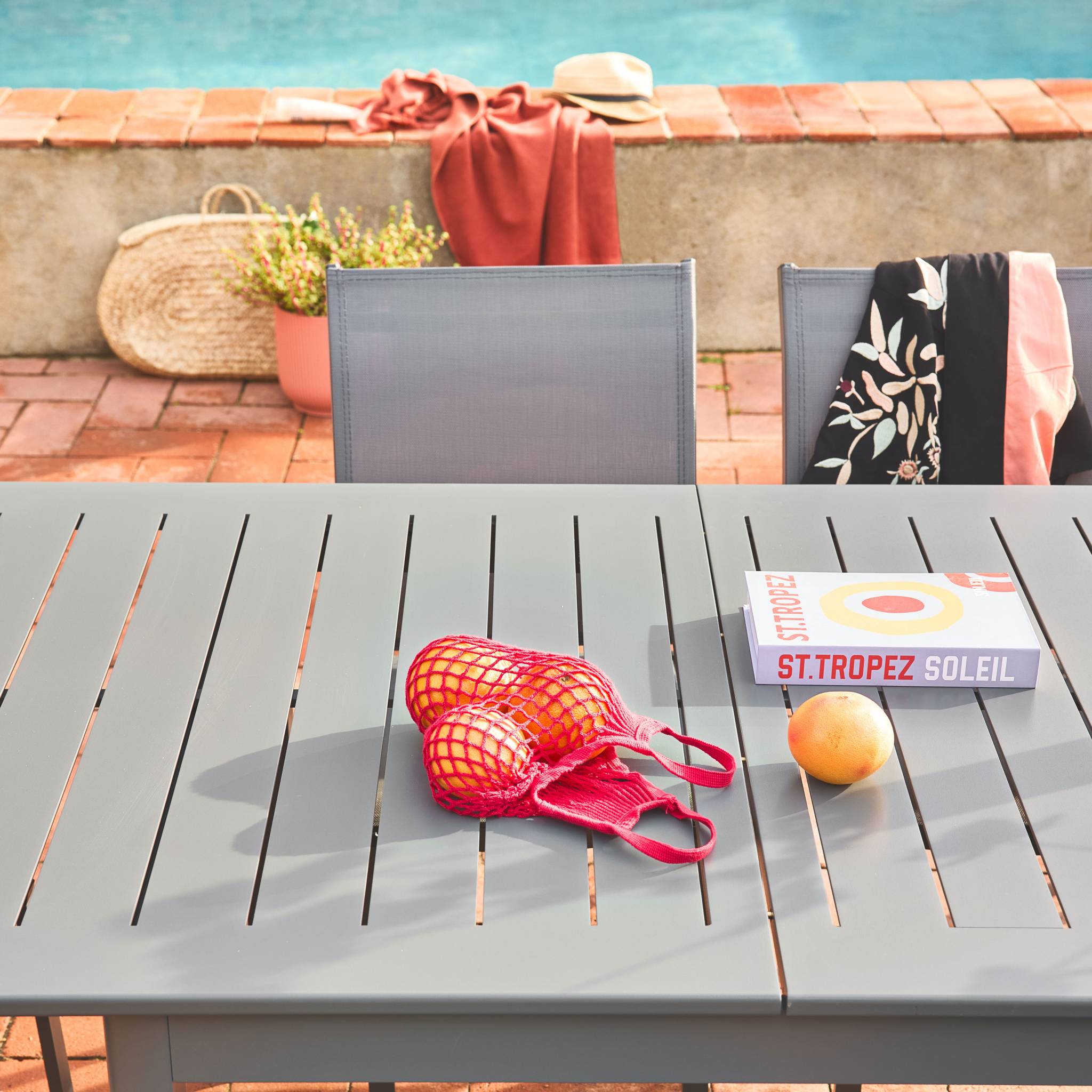 Table de jardin extensible aluminium + 8 assises SEATTLE + BUFFALO