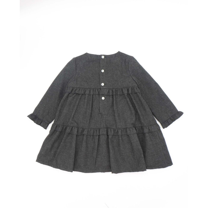 Vestido de franela con volantitos gris