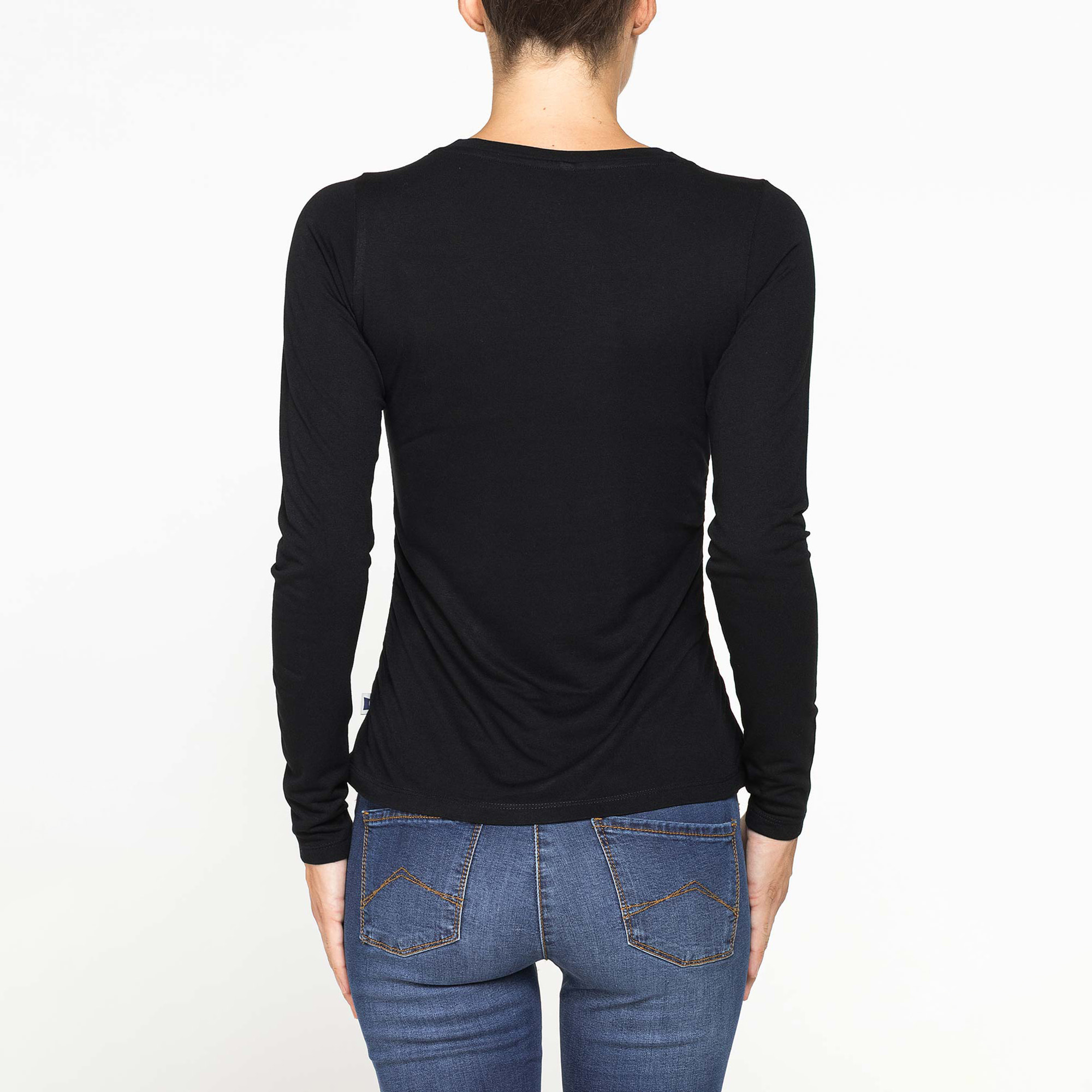 T-SHIRT SCOLLO A V MANICA LUNGA