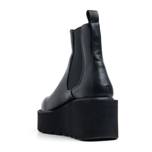 Chelsea alla caviglia con fondo platform - NERO