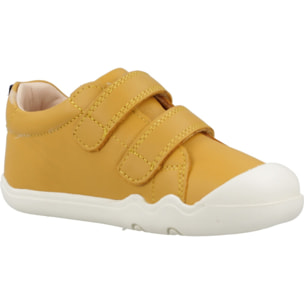 Zapatos Niño de la marca GEOX  modelo B TUTIM Yellow