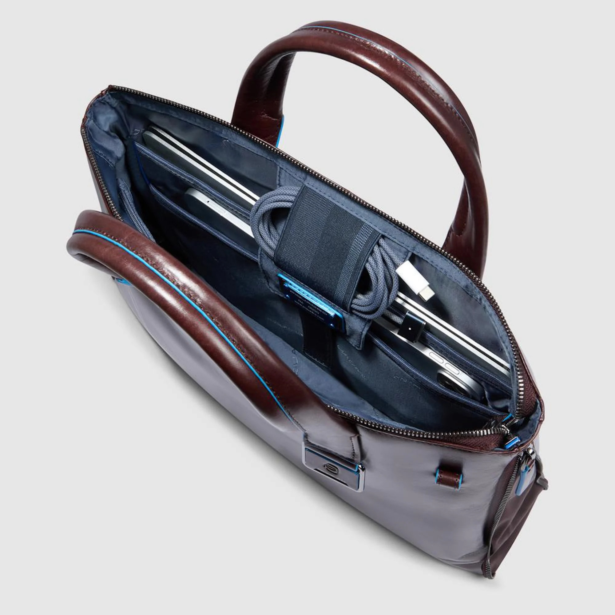 Piquadro Borsa porta pc e iPad® in pelle personalizzabile con protezioni antiurto e RFID