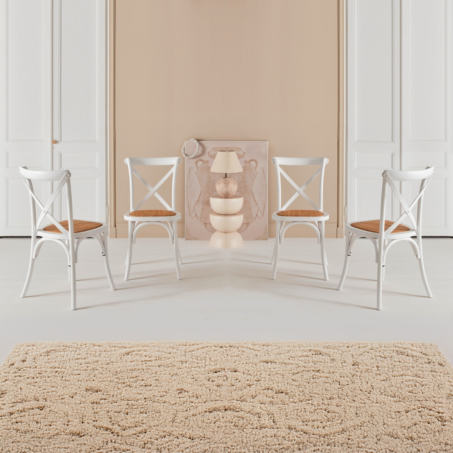 Lot de 4 chaises de bistrot en bois d'hévéa blanc. vintage. assise en rotin. empilables