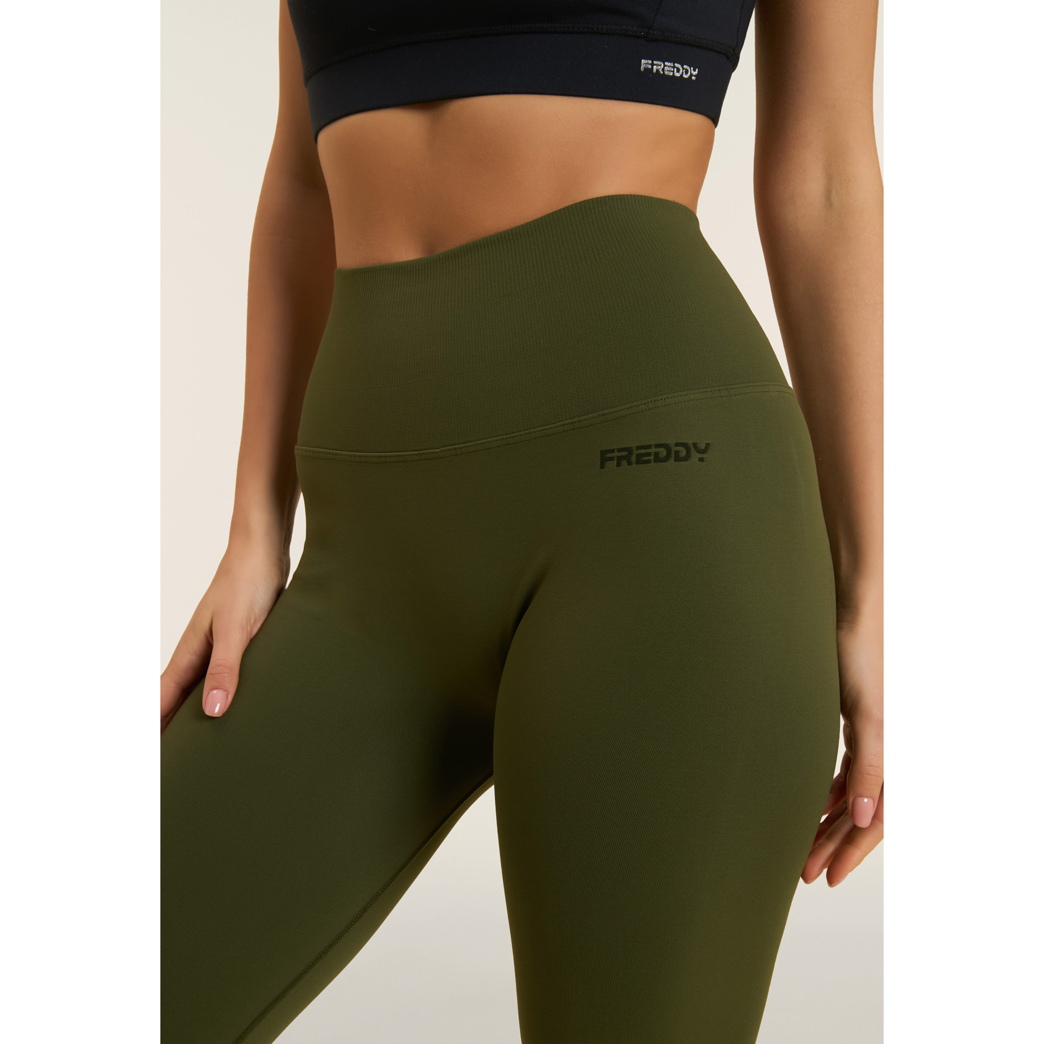 Leggings seamless 7/8 a vita altissima con cuciture shaping