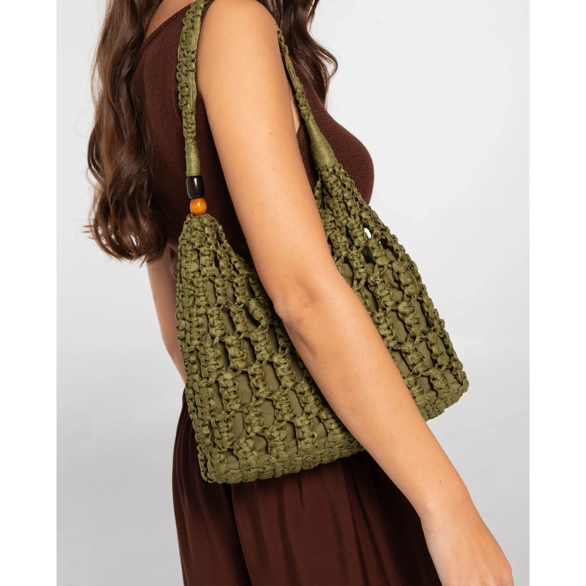 Bolso de rafia con bolso interior con cierre de frunce de mujer