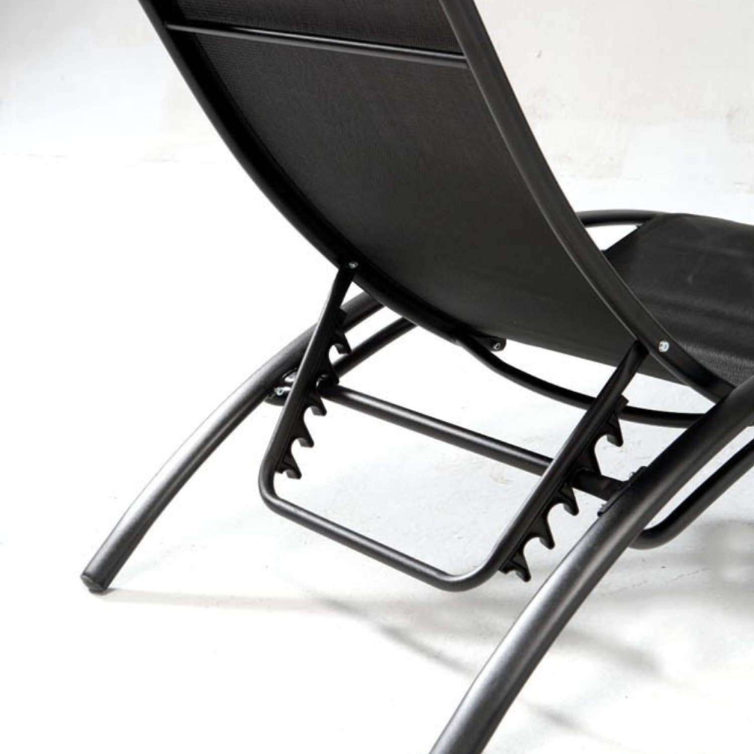 VERGARA Transat ajustable et empilable avec pieds en acier noir