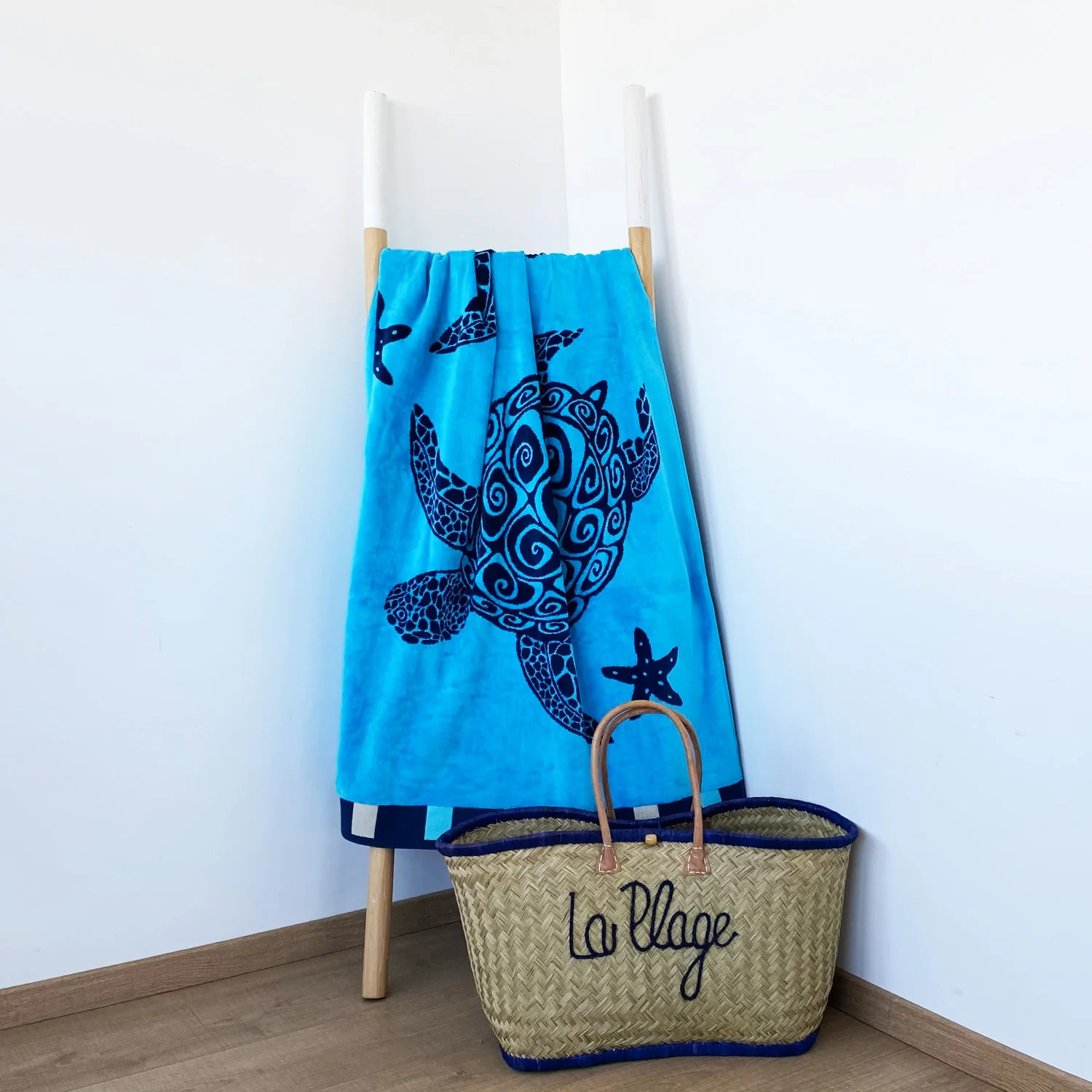 Serviette de plage éponge velours Jacquard - Bellia - 100x175cm - 470g/m²