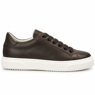 Sneakers stringate in vera pelle