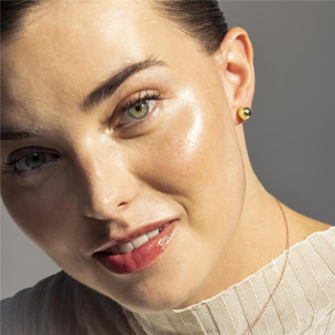 Pendientes Lux by Lux acabados oro anmarillo 18k