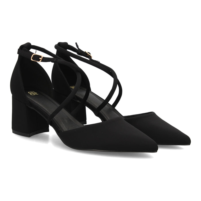 Zapato tacón ancho elegante para mujer