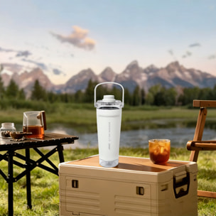 Termo MD-053 de 700 ml con sellado antifugas y filtro para infusiones. Tapa con doble apertura, asa de transporte e interior de acero inoxidable.