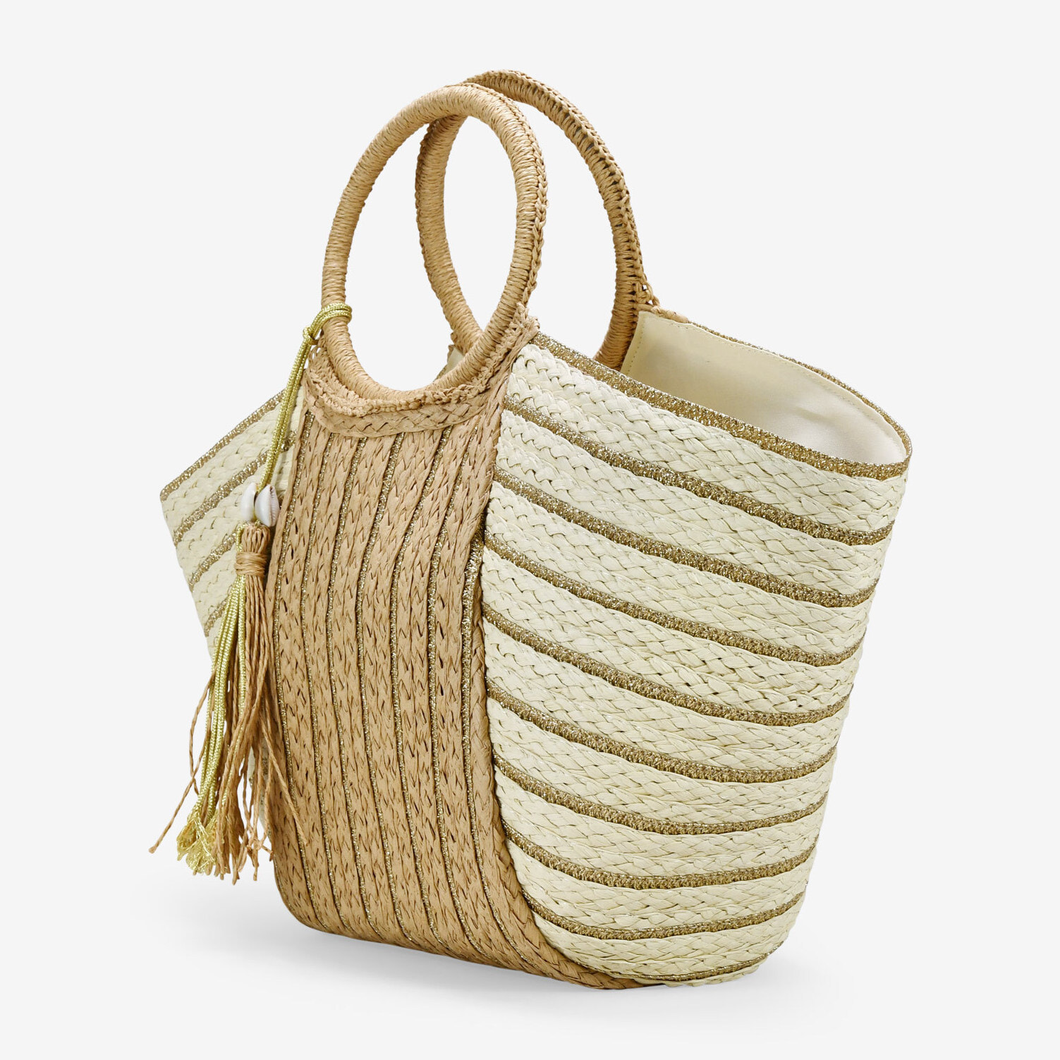 Bolso de mano rafia tostada con colgante