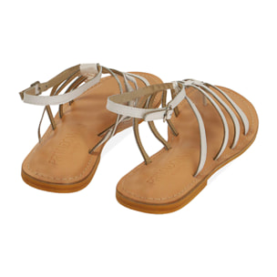 Sandalias planas de piel blancas