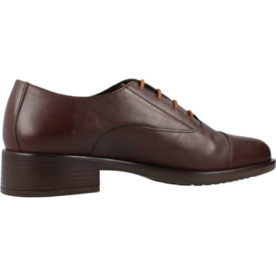 Zapatos de Vestir Hombre de la marca GEOX  modelo D04LHL 00043 MARRON