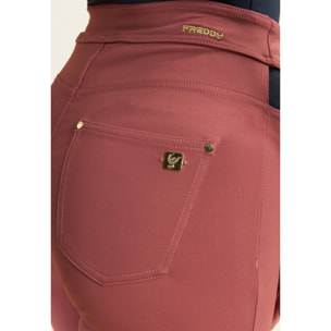 Pantaloni N.O.W. traspiranti vita alta e dettagli cut out