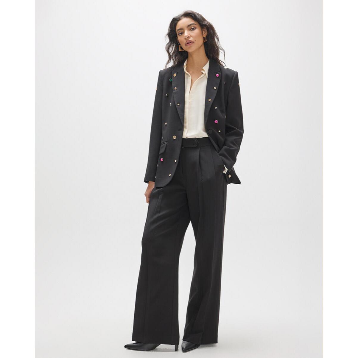 Blazer aderente con borchie