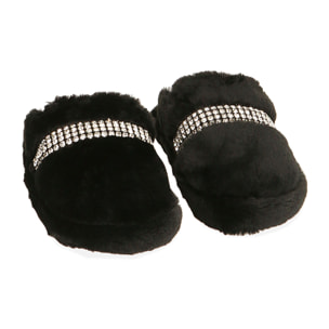 Pantuflas negras con pedrería