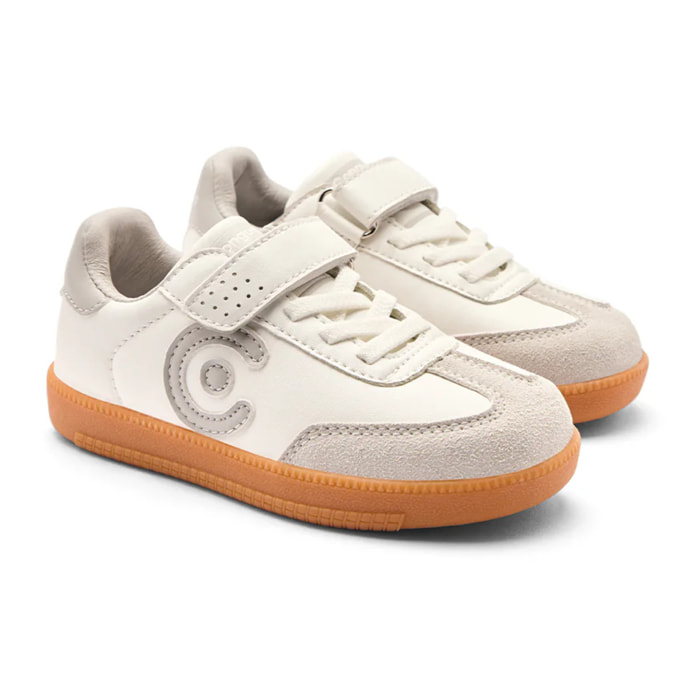 Sneakers basse bianche flessibili e resistenti per bambini