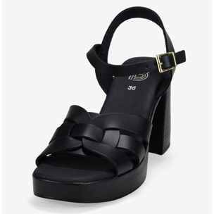 Sandalias de tacón negras en piel con plataforma