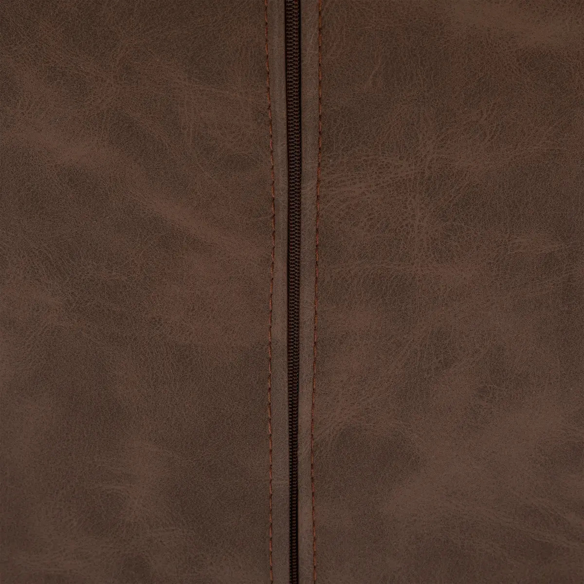 Chaise "Olwen" effet cuir marron