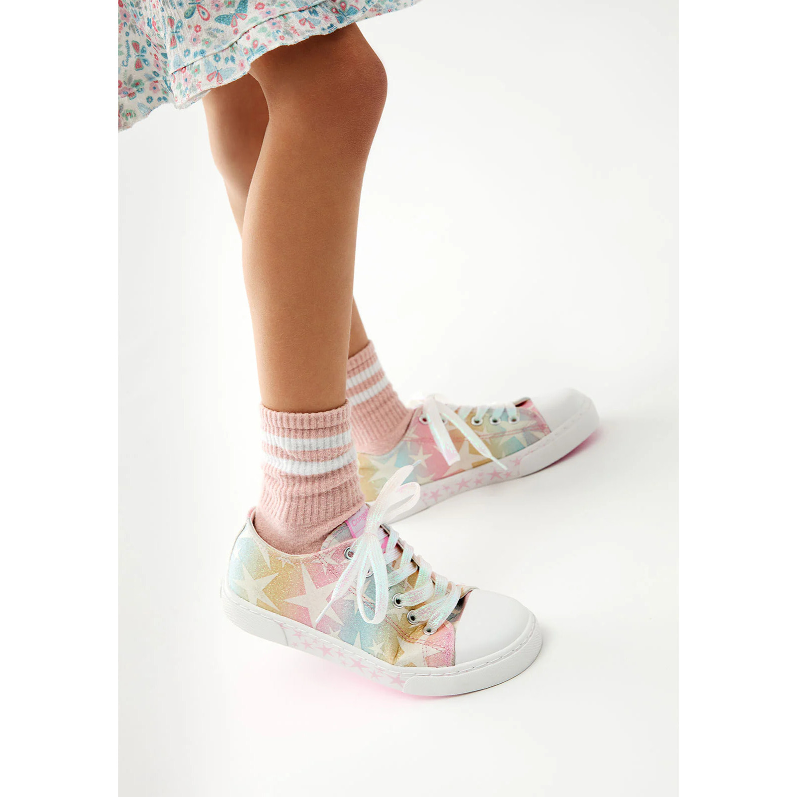 Zapatillas de Niña con Estampado de Estrellas y Brillo en la Oscuridad