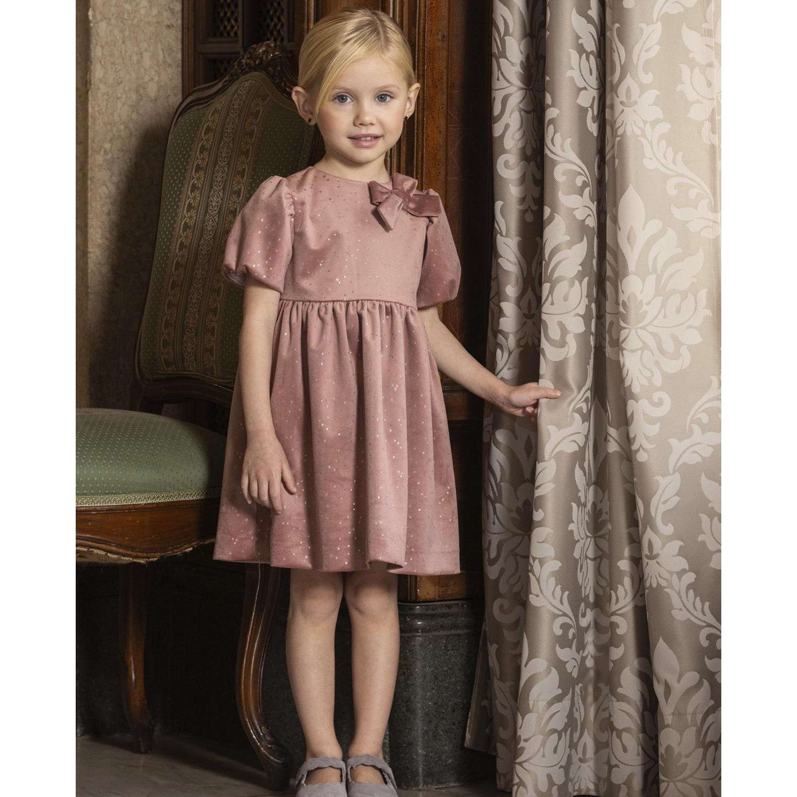 Vestido rosa con chispitas plata