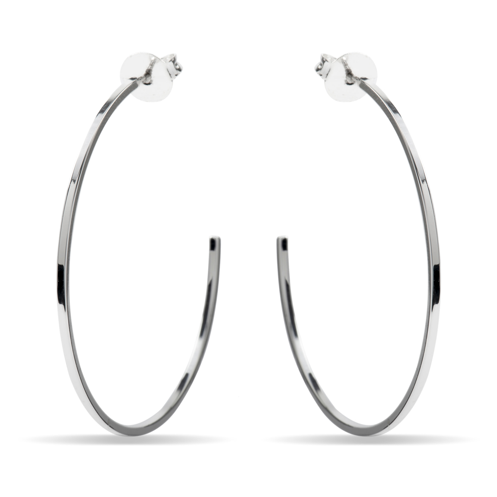 Pendientes de 36mm de diámetro acabados en rodio