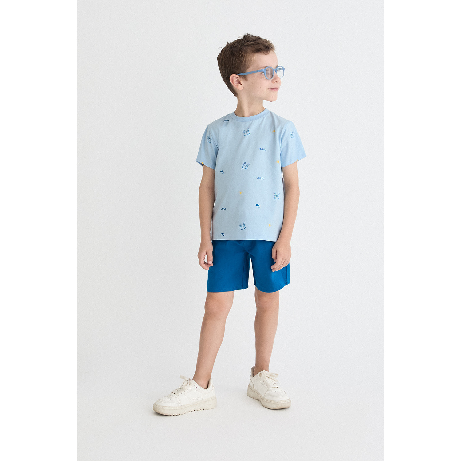 Conjunto de camiseta con estampado marino de cangrejos y pececitos y shorts lisos a juego | Color: Nautic | Street Monkey
