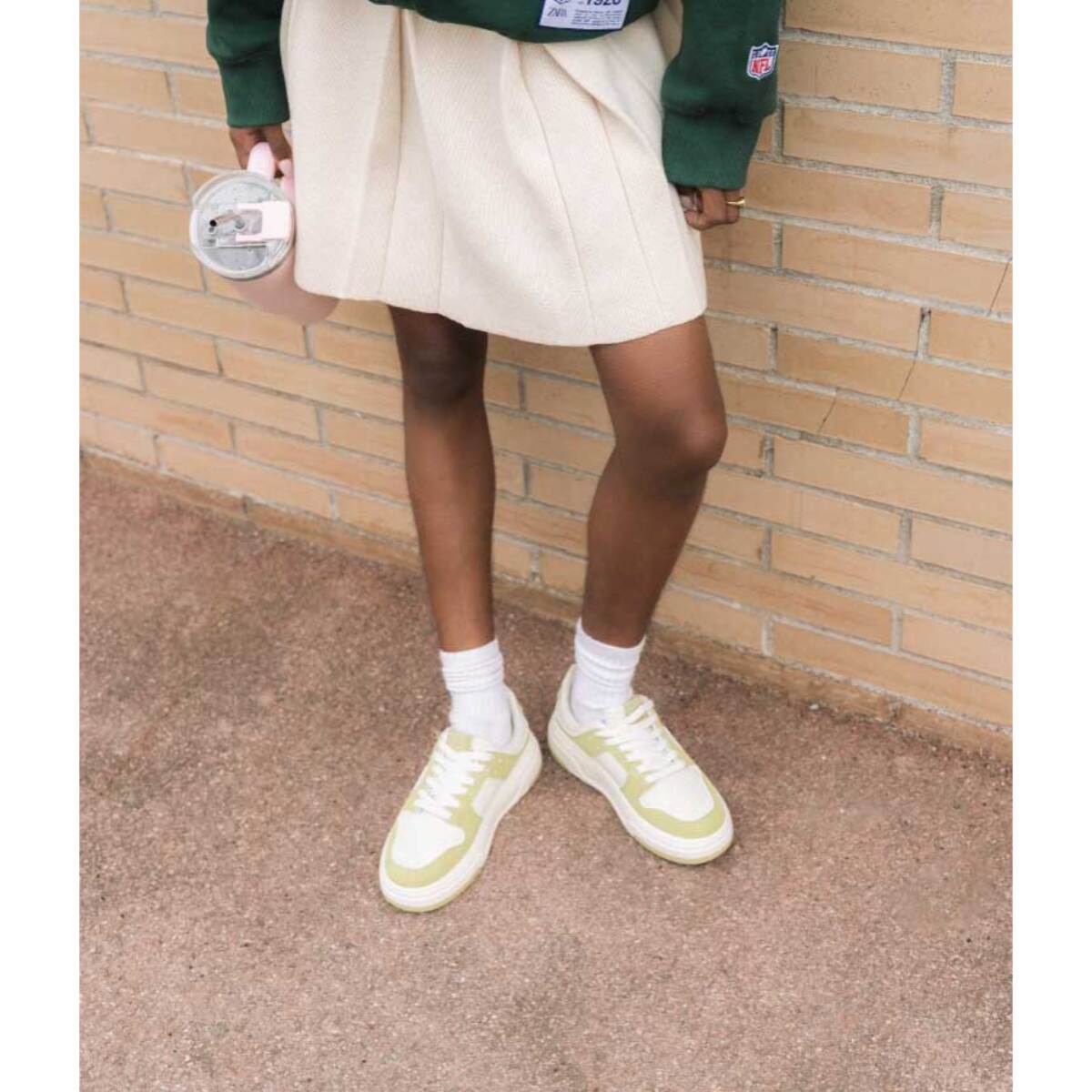 Zapatillas con plataforma verdes con cordones