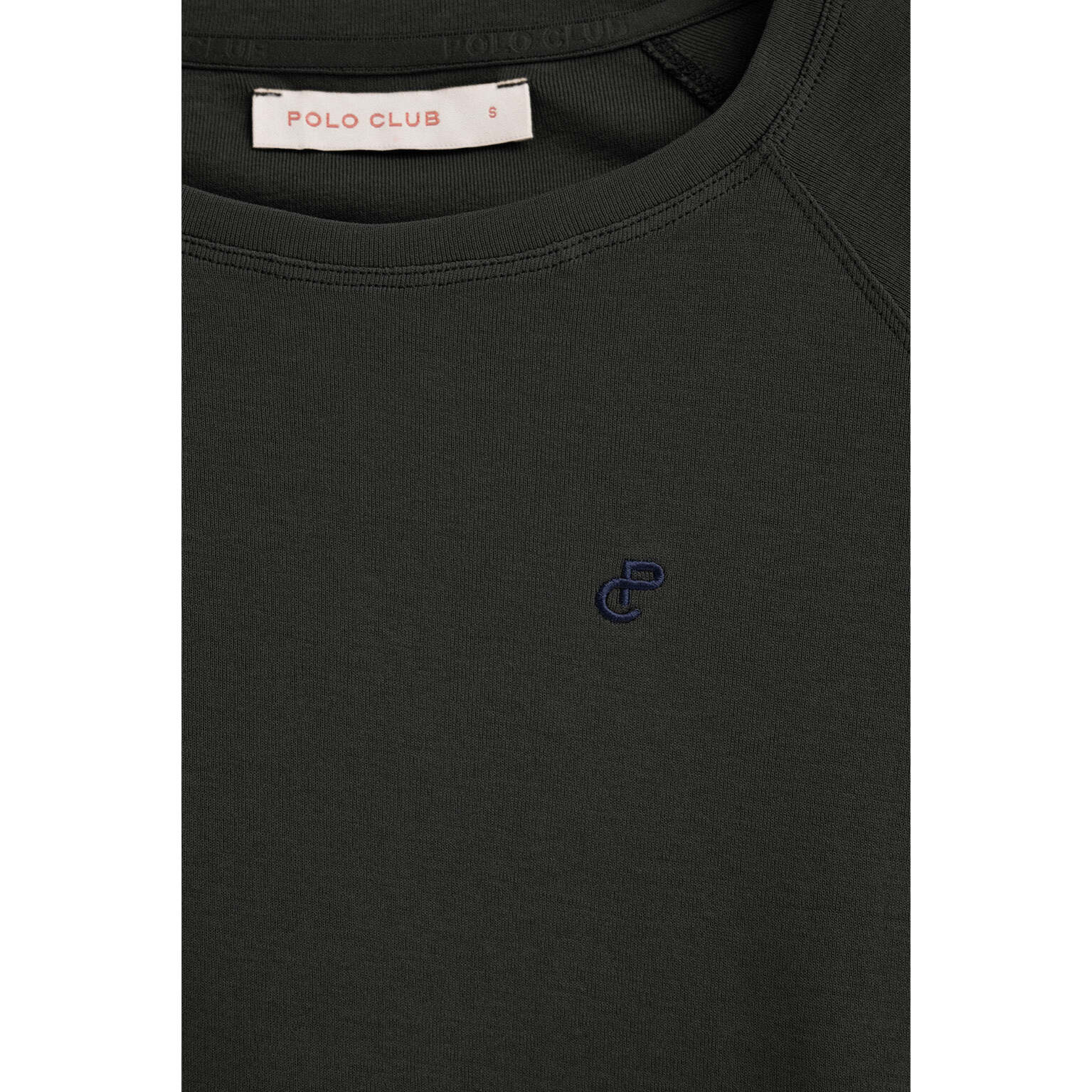 Camiseta negra Hesperia con monograma bordado