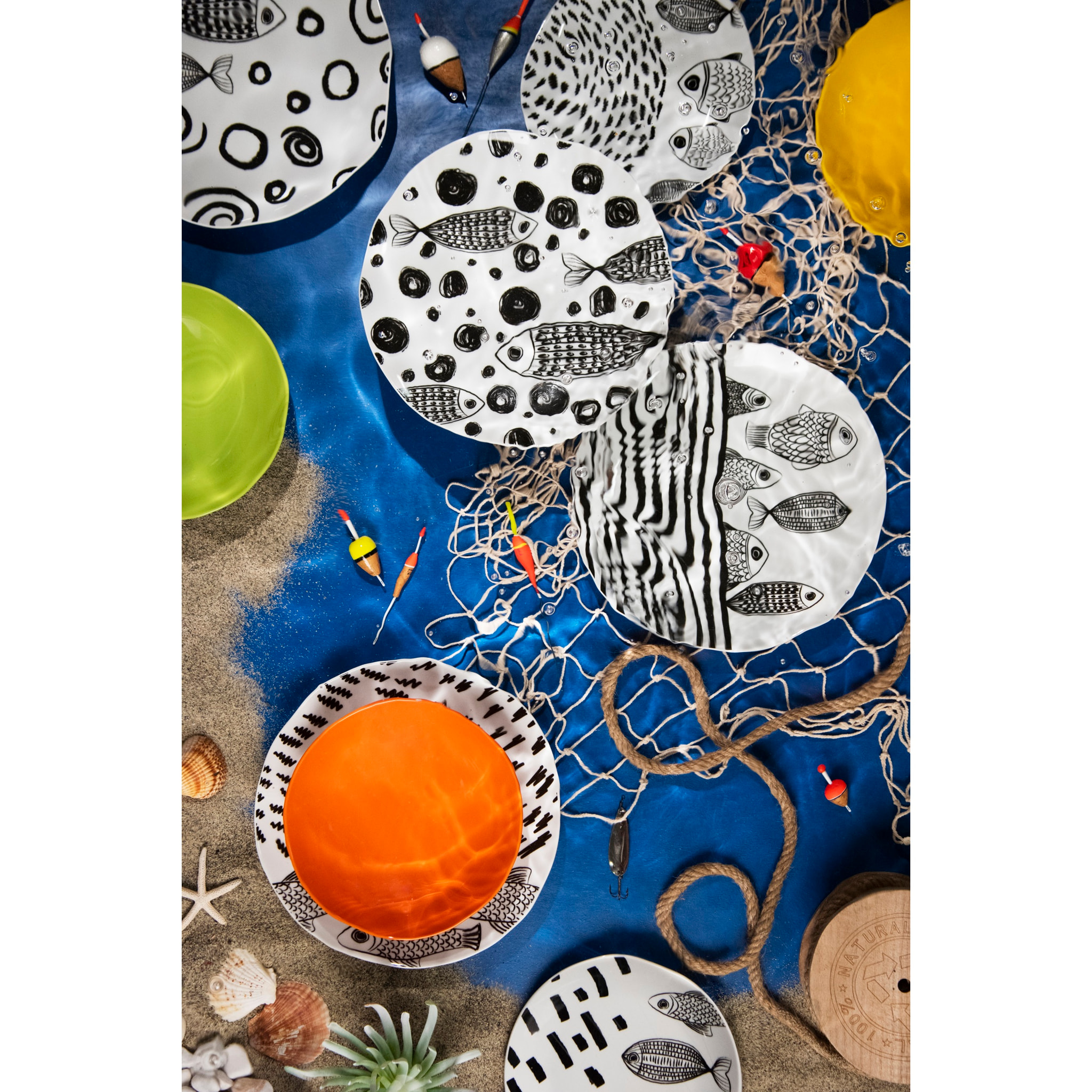 Service de table 18 pièces Excelsa – Black Fishes, Porcelaine Multicolore