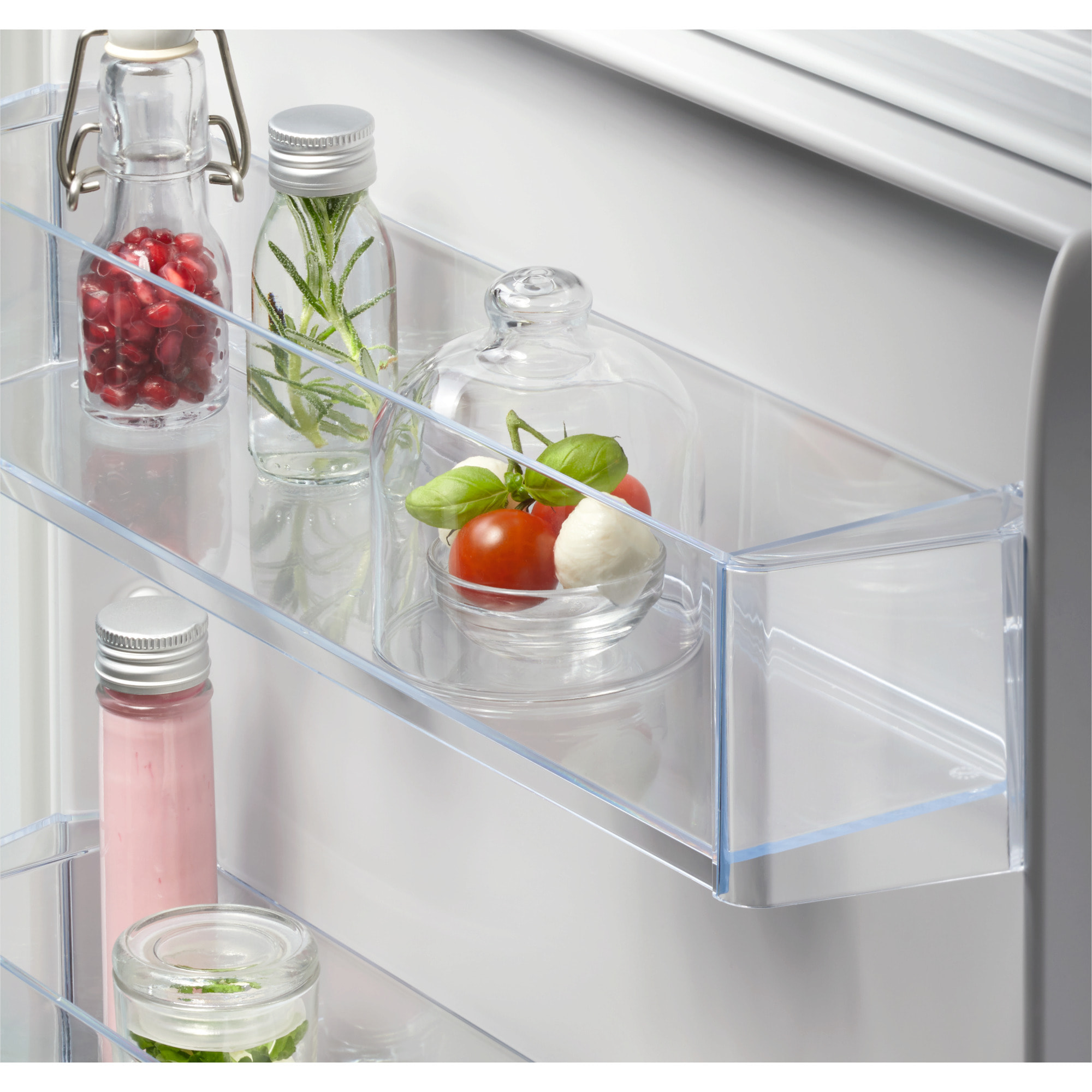 AEG Frigorífico combi de integración Serie 6000 Twintech® No Frost de 177,2 cm NSC6M18FDS | Reacondicionado