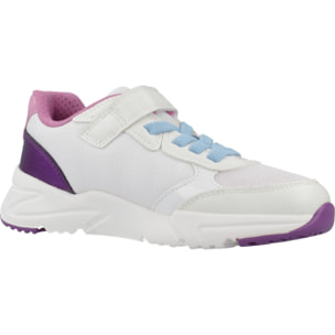 Zapatillas Niña de la marca GEOX  modelo J LOFTUS BLANCO