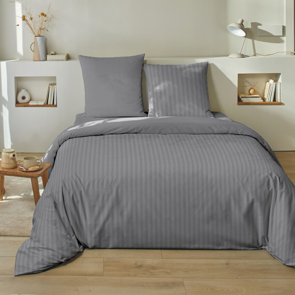 Parure Housse De Couette Satin Raye Gris Hc + 2 Taies D'oreillers