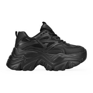 Zapatillas negras con plataforma y cordones