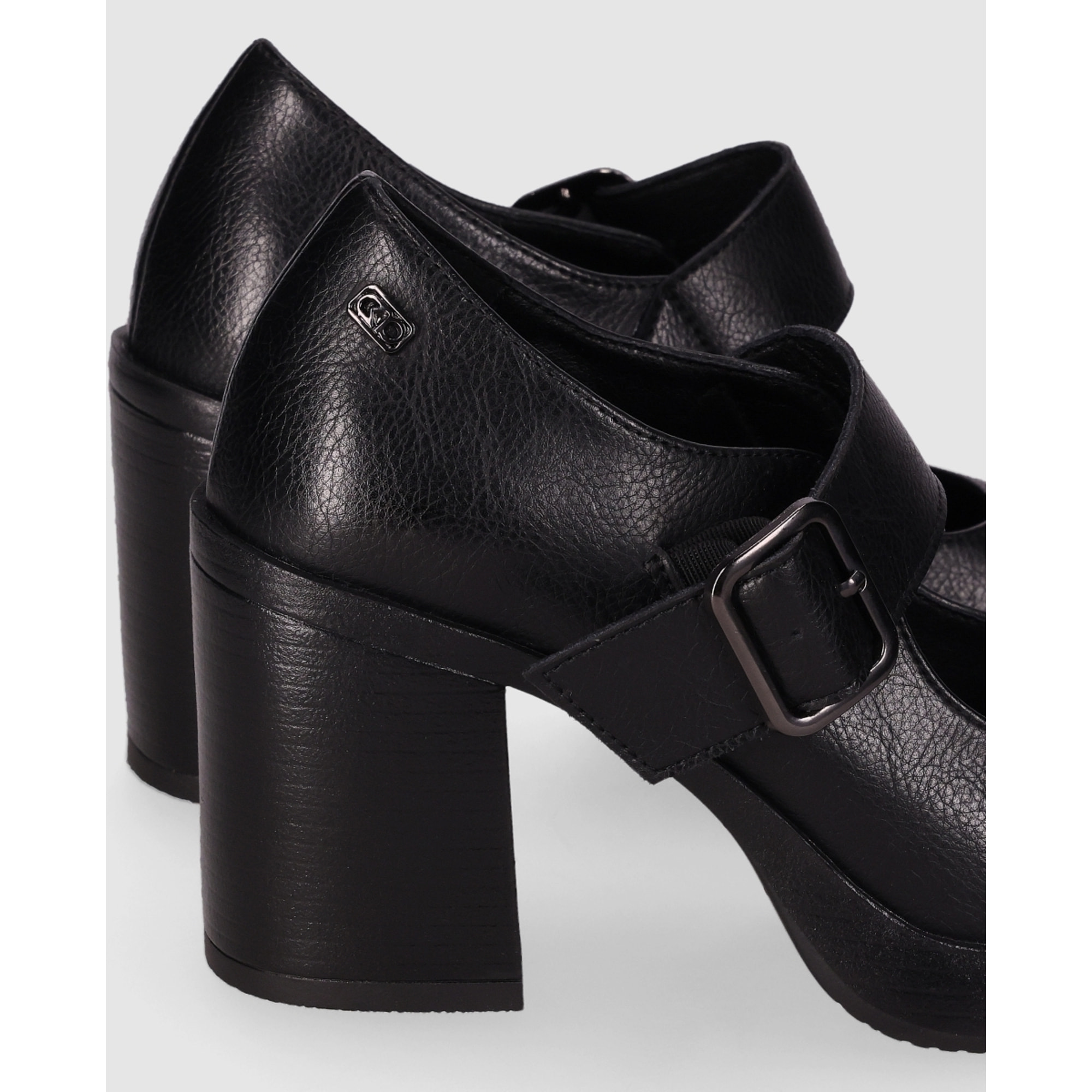 Zapatos de Piel - Negro - Tacón: 6 cm