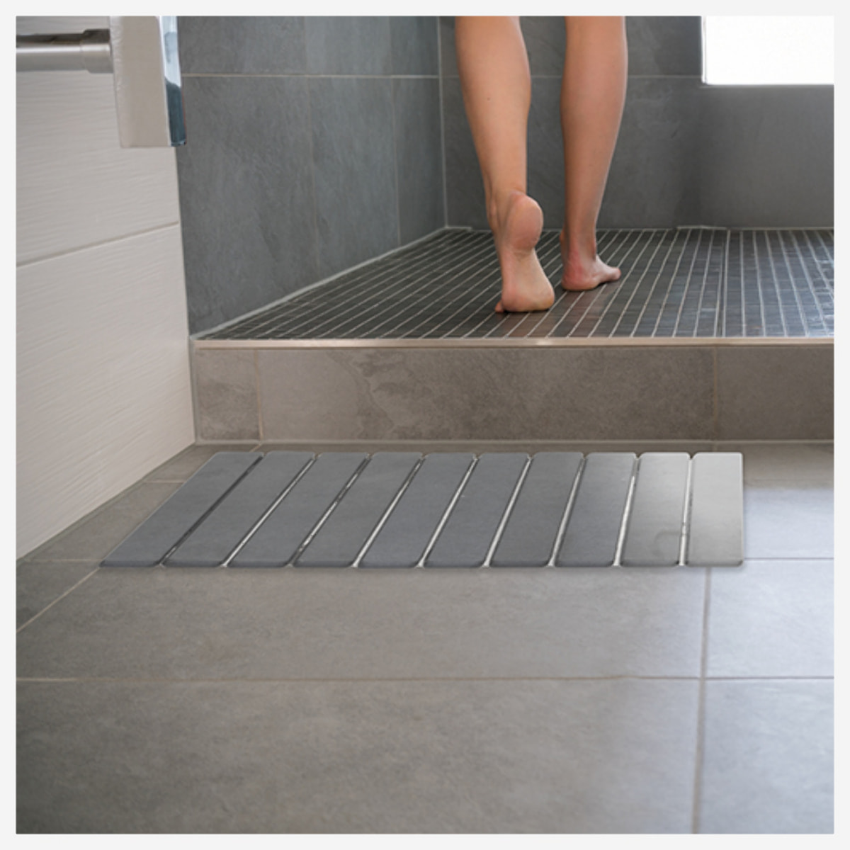 Tapis de bain caillebotis en diatomite gris 59x39cm
