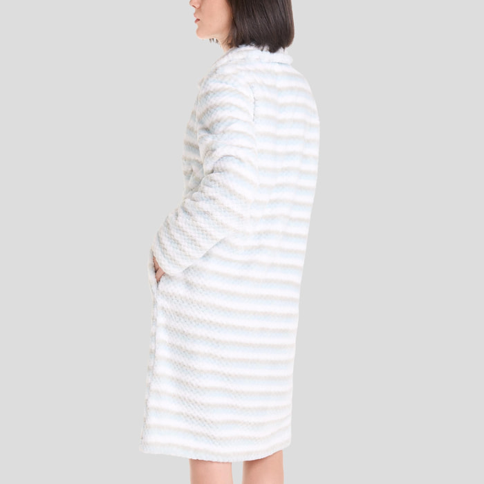 Bata larga de mujer Celeste