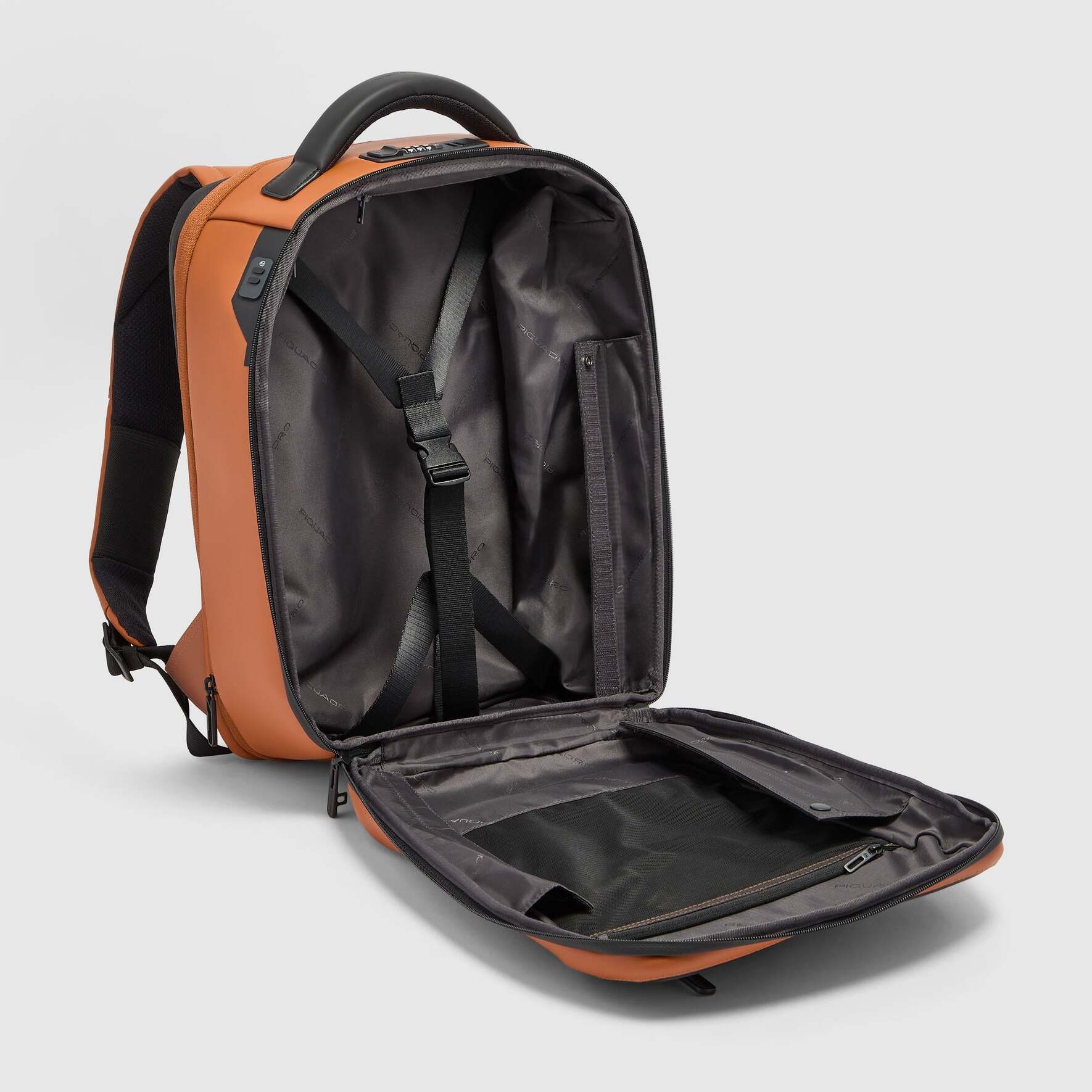 Piquadro Zaino da viaggio resistente all'acqua porta pc 14"